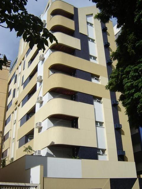 Apartamento à venda em Maringá, Zona 07, com 3 quartos, com 111.86 m², EDIFÍCIO DORNELLES